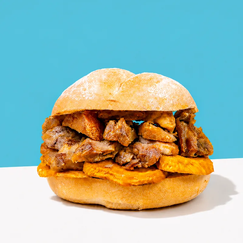 Sándwich de Chicharrón